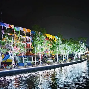 906 Riverside Malacca